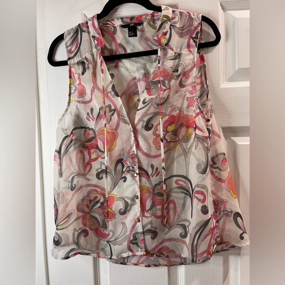 Sheer floral H&M button up sleeveless blouse size 12